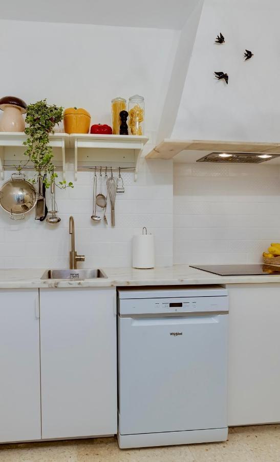 Your Vintage Townhouse Lagos Luaran gambar